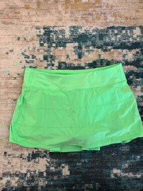 lululemon athletica pace rival mid rise skirt - bright green size 8